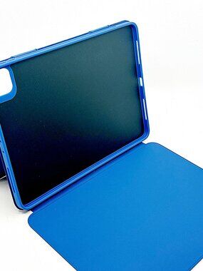 ESR iPad Pro 11 Case 2018-2022 Magnetic Stand Blue Shift Series